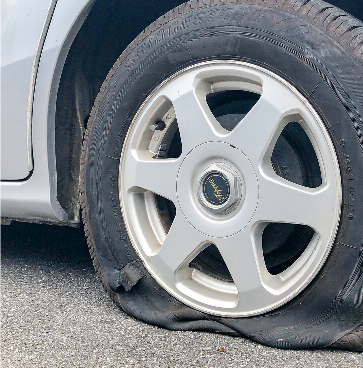 タイヤのパンク